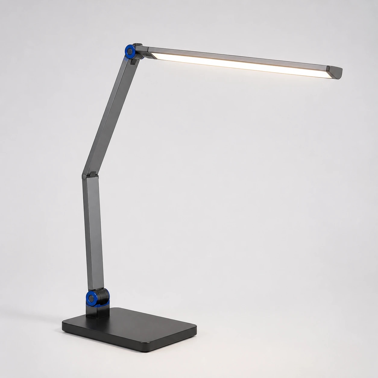 Aura Desk Lamp